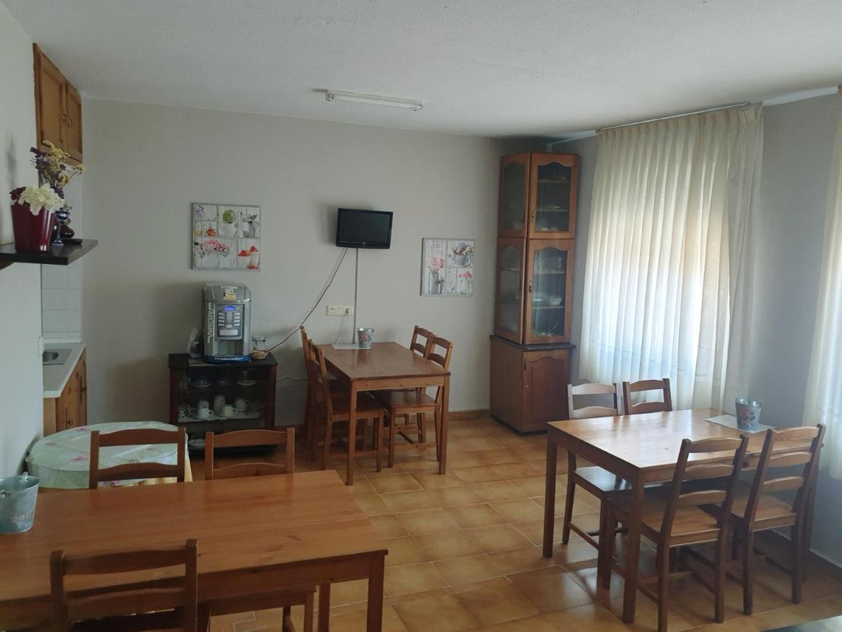 Hostal Puente Azud Avilés Екстериор снимка
